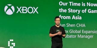 Jun Shen Chia, representante da marca Xbox na Ásia, comenta sobre a atuação da Microsoft na região Jun Shen Chia em apresentação na Gamescom Ásia
