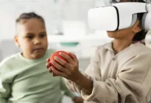 Governo de Goiás inova com game terapia para pacientes em tratamento no Mês das Crianças